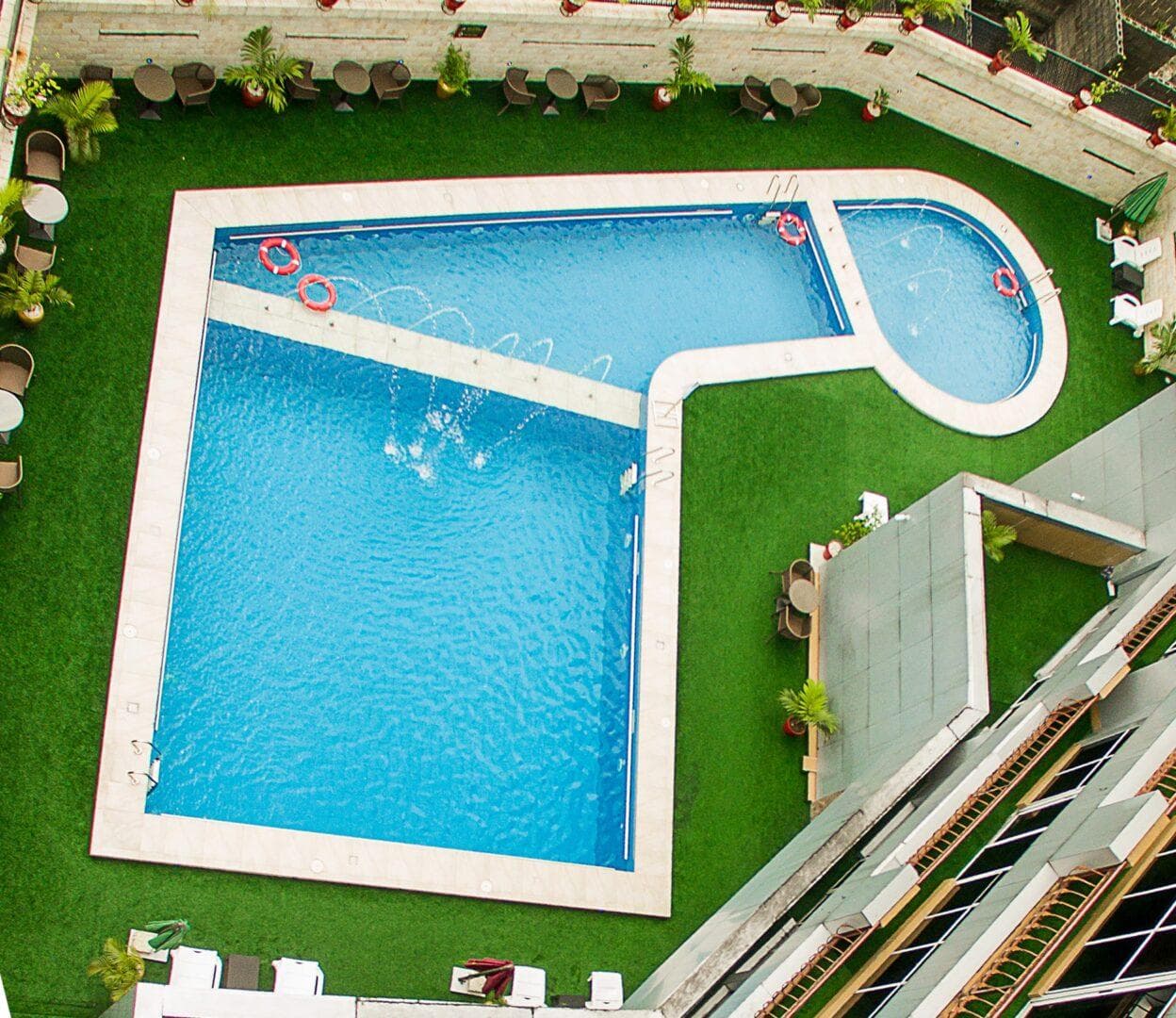 Swimming pool