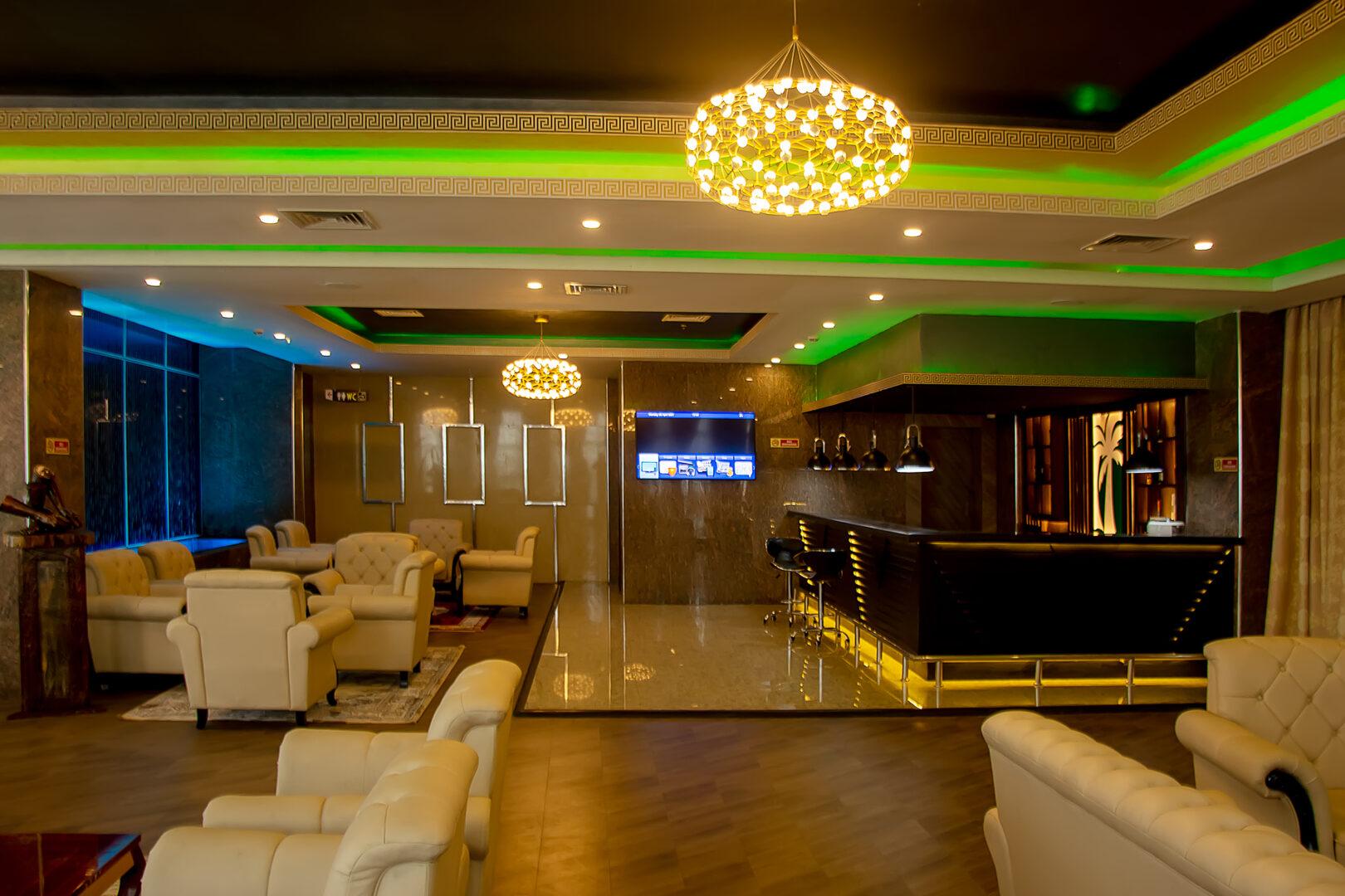 Astoria Lounge 2