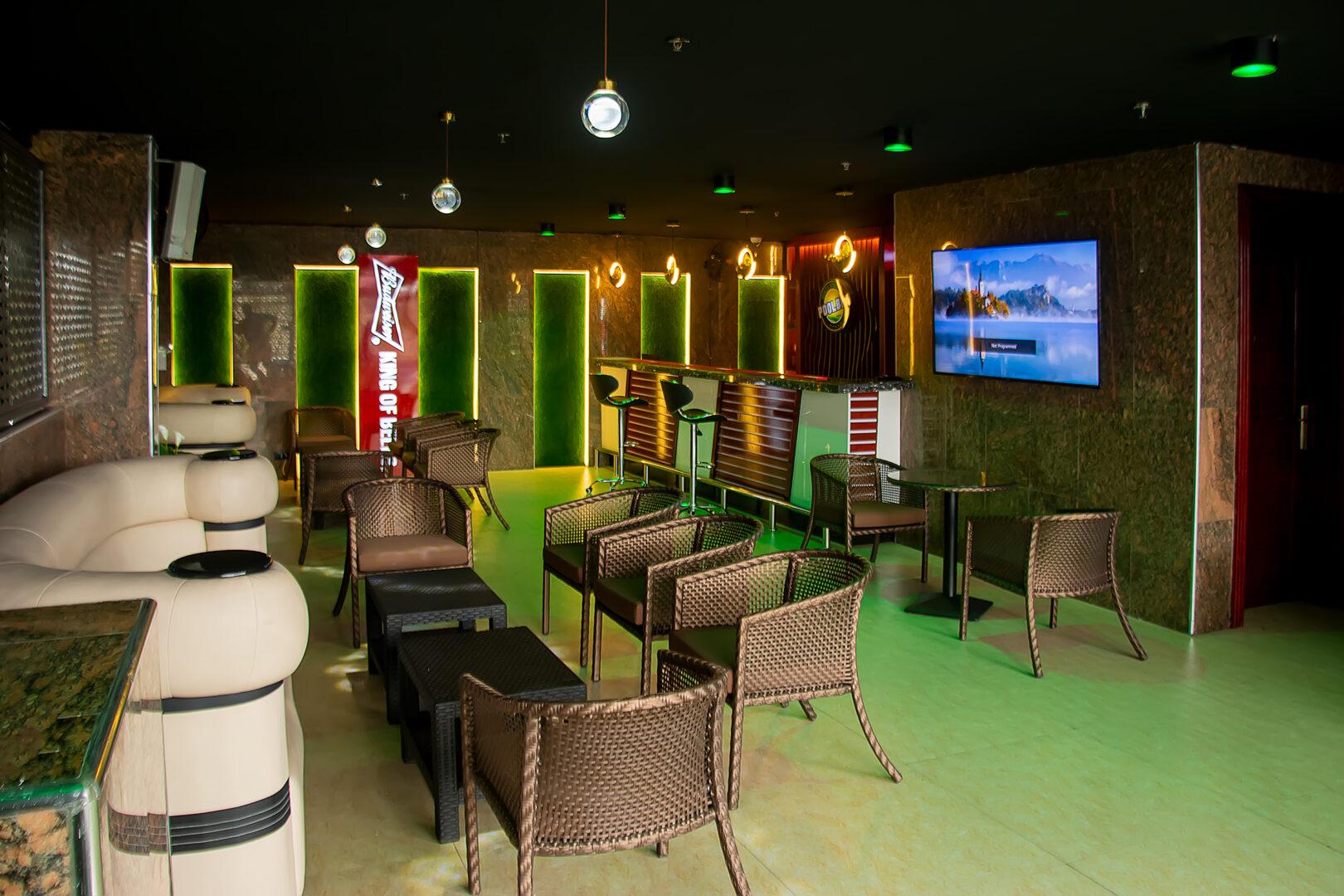 Pool Bar 2